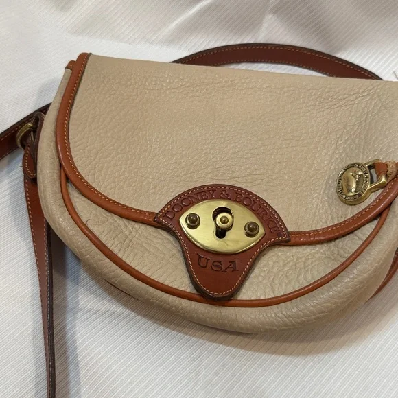 Dooney and Bourke AWL Cream Brown Leather Bag vintage the Calvary trooper 1980’s - Picture 6 of 15